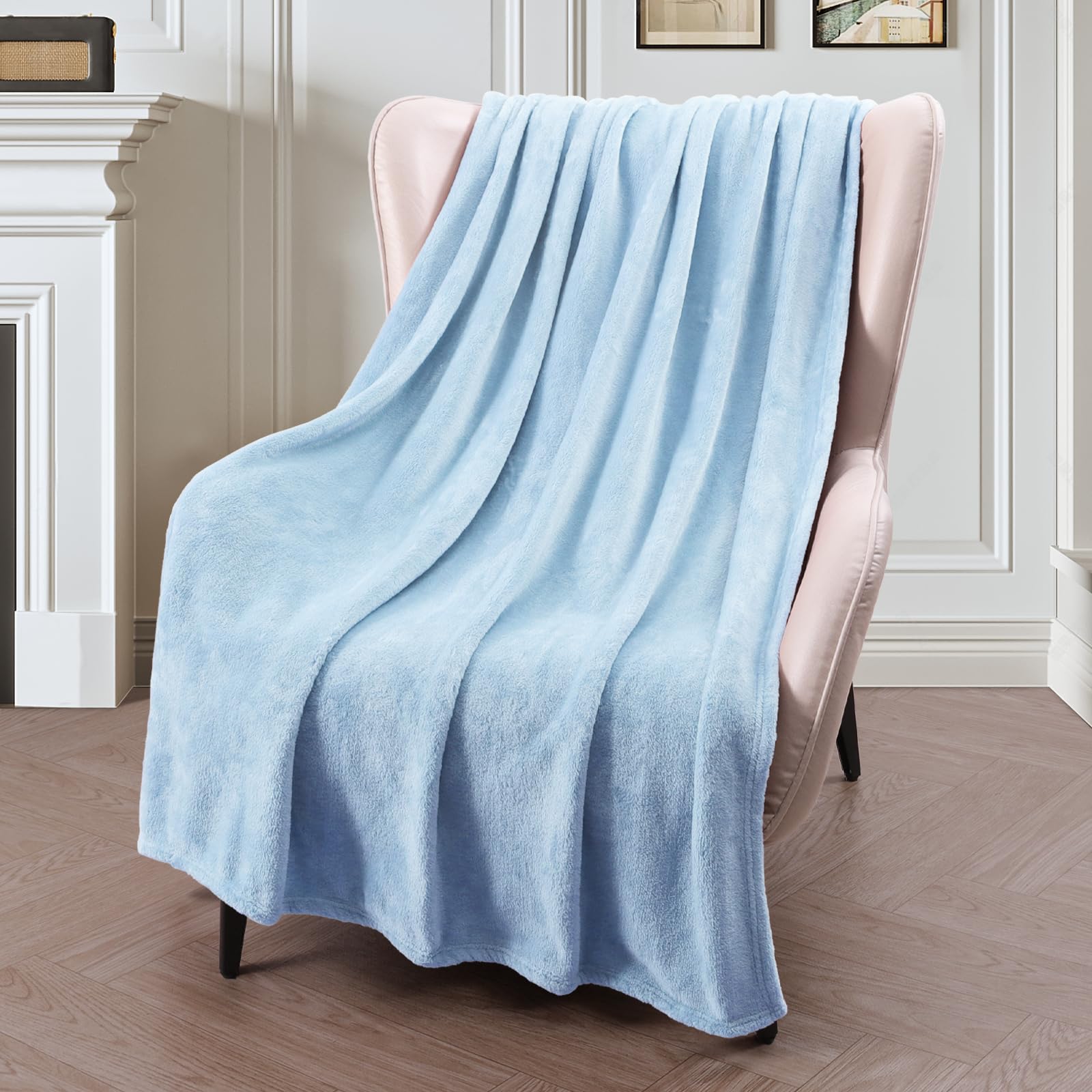 Exclusivo Mezcla Extra Large Fleece Throw Blanket For Couch, Sofa, 300Gsm Super Soft And Warm Blankets, Ice Blue Throw All Seaso