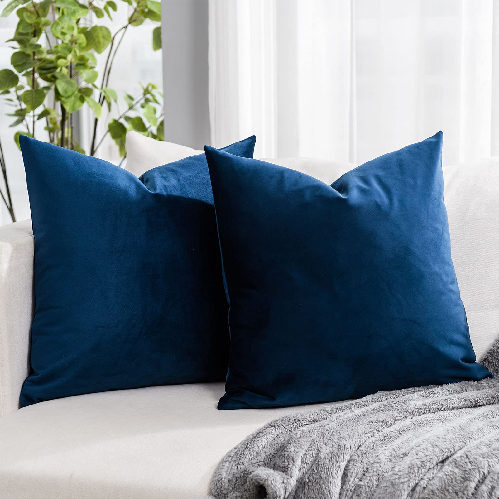 Quafoo Navy Blue Couch Velvet Throw Pillow Covers 18X18 Inch Set Of 2 With Zipper Decorative Luxury Soft Solid Square Cushion Co