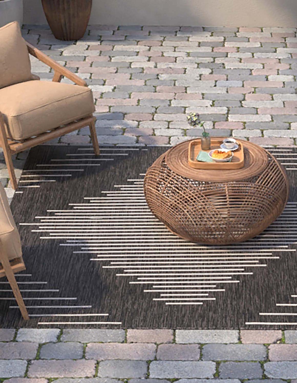 Unique Loom Outdoor Modern Collection Area Rug - Tambor (10' 8' Square, Charcoal Gray/ Ivory)