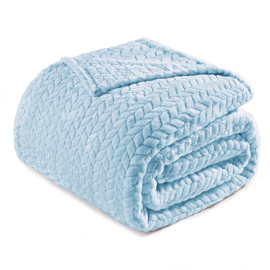 Exclusivo Mezcla Light Blue Fleece King Size Blanket For Bed, 90X104 Inches Soft Cozy 3D Decorative Jacquard Flannel Blankets, L