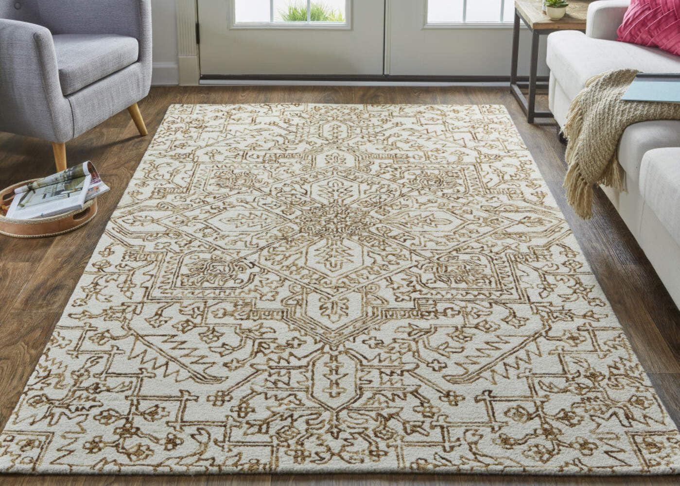 HomeRoots 512213 8 x 10 ft. Ivory & Gray Wool Floral Hand Tufted Handmade Stain Resistant Rectangle Area Rug