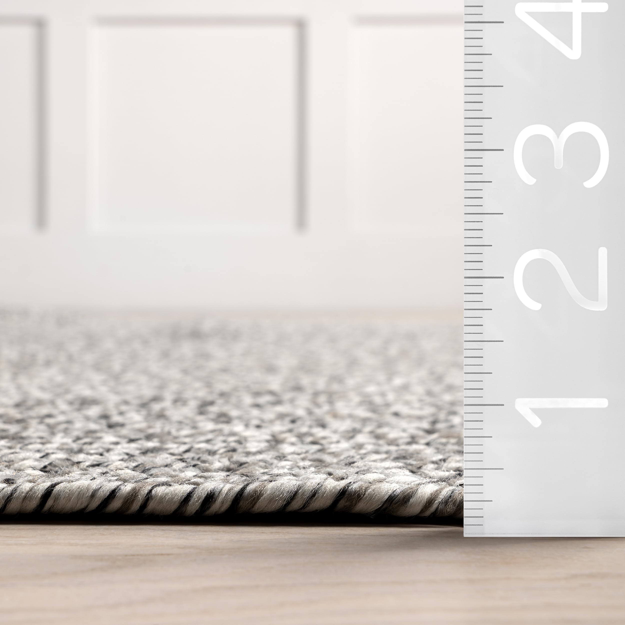 Nuloom Wynn Braided Indoor/Outdoor Runner Rug, 2' 6'' X 10', Light Grey/Salt And Pepper
