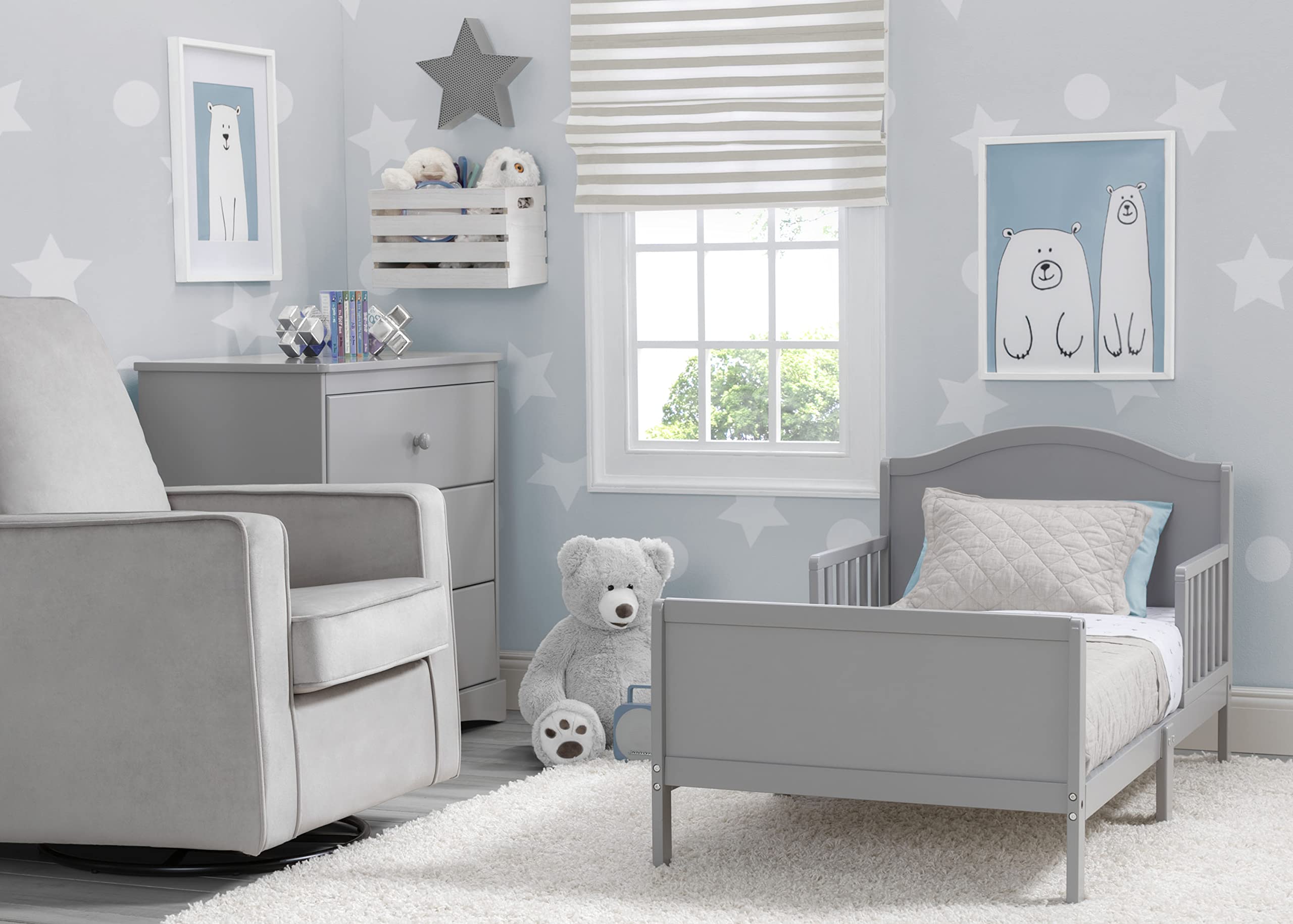 Delta Children Bennett Wood Toddler Bed - Greenguard Gold Certified, Grey