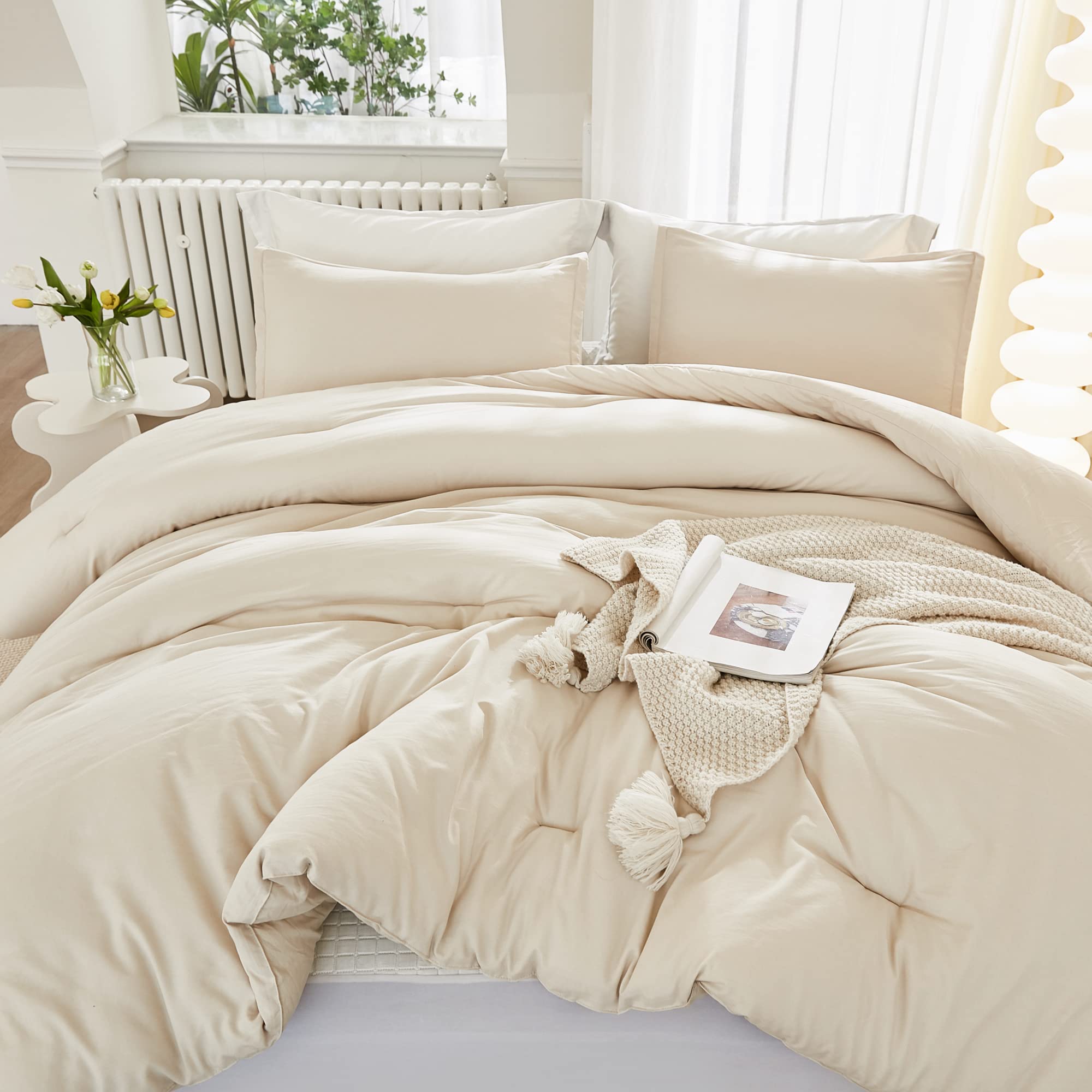 Litanika Comforters Beige Oversized Queen Size, 3 Pieces Lightweight Solid Bedding Comforter Set, All Season Fluffy Bed Set (98X