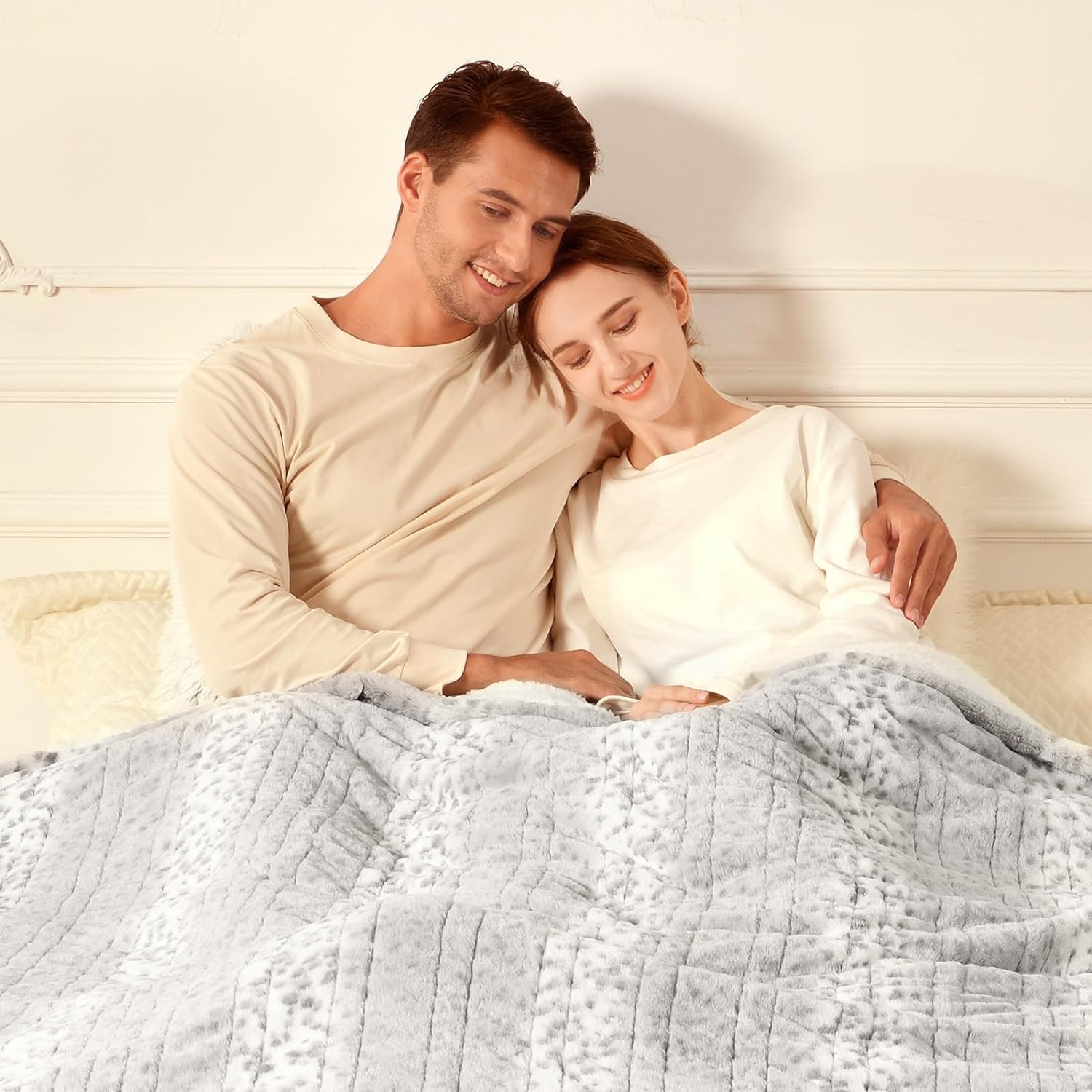 Bearhug Electric Blanket Queen Size 84' X 90', Dual Controllers, Faux Fur & Sherpa Heated Blanket, 10 Heating Levels & 1-12H A