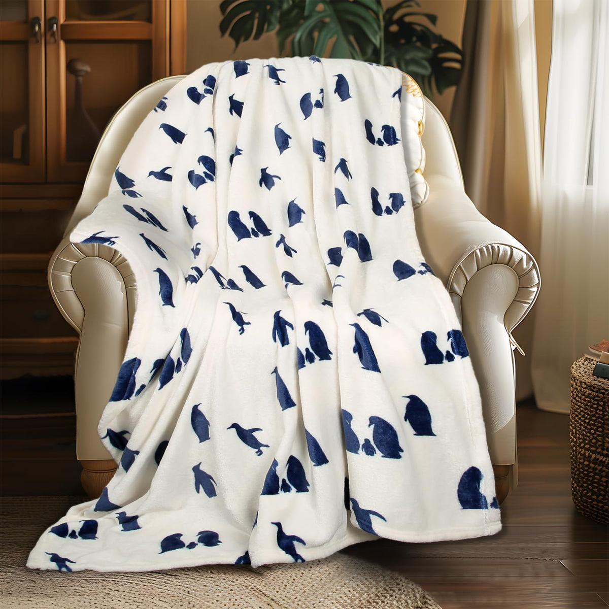 Macevia Penguin Blanket For Couch, Flannel Fleece Penguin Gifts, Cute Throw Blankets For Bed Sofa, Soft Cozy Warm Lightweight Bl