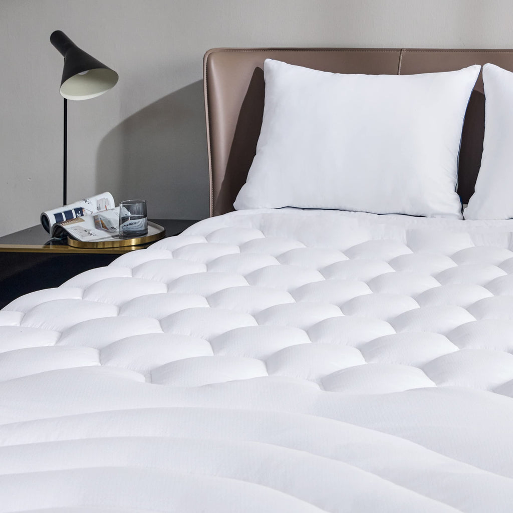 Bedsure King Mattress Pad - Quilted Fitted King Mattress Protector Cover Padded With 8-21' Deep Pocket, Soft Breathable Mattres