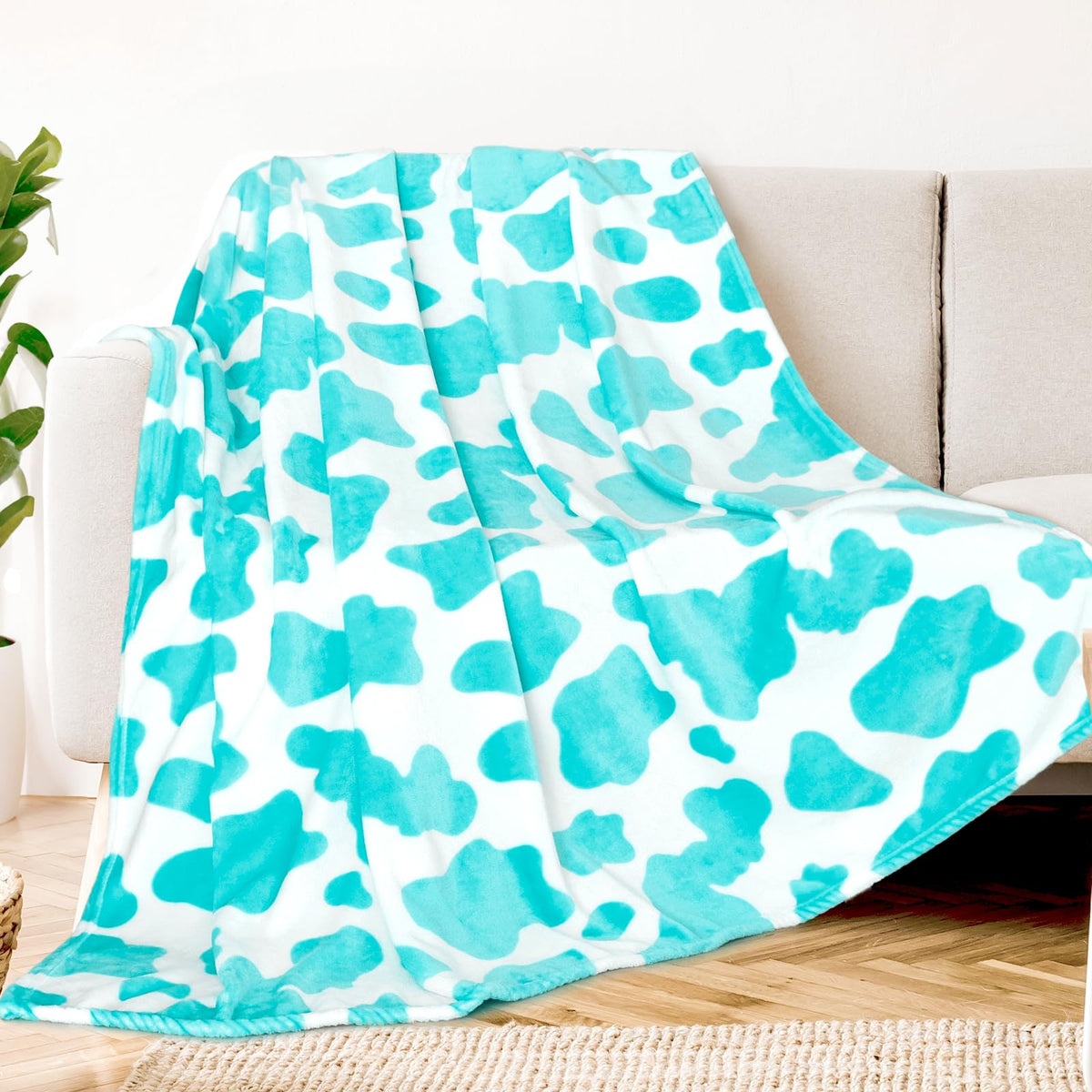 Kivee Soft Fleece Blanket Throw Cow Print Blanket Big Warm And Cozy Blanket Blue 60X80