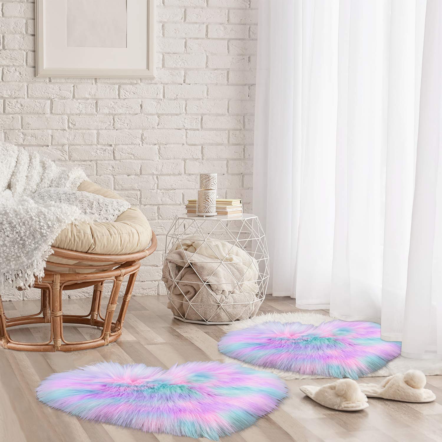 Mudder 2 Pieces Heart Shaped Rug Faux Room Fluffy Carpet Heart Shaped Door Mat For Room Bedroom, 12 X 16 Inch(Pink, Purple, Gree