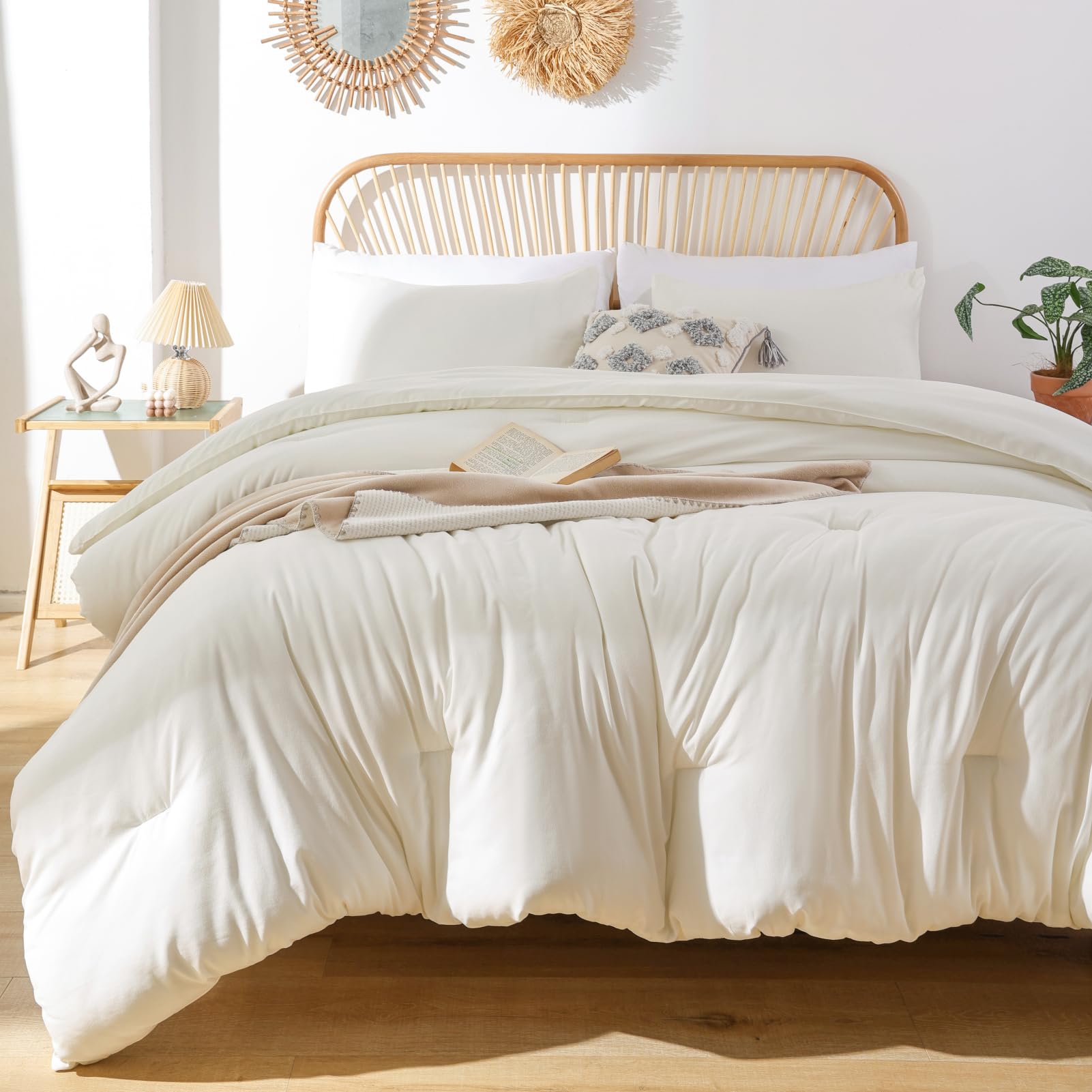 Rosgonia Queen Comforter Set Ivory, 3Pcs(1 Boho Ivory Comforter & 2 Pillowcases) All Season Soft Bedding Lightweight Bedspread B