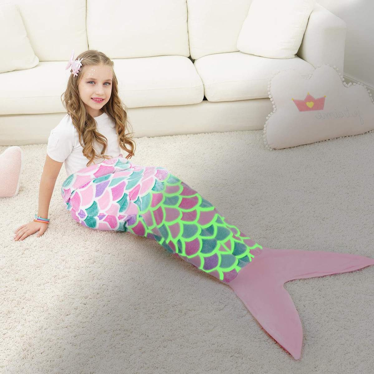 Wernnsai Mermaid Tail Blanket - Wearable Mermaid Glow In The Dark Blanket For Girls Teens Soft Flannel Snuggle Throw Mermaid Sle