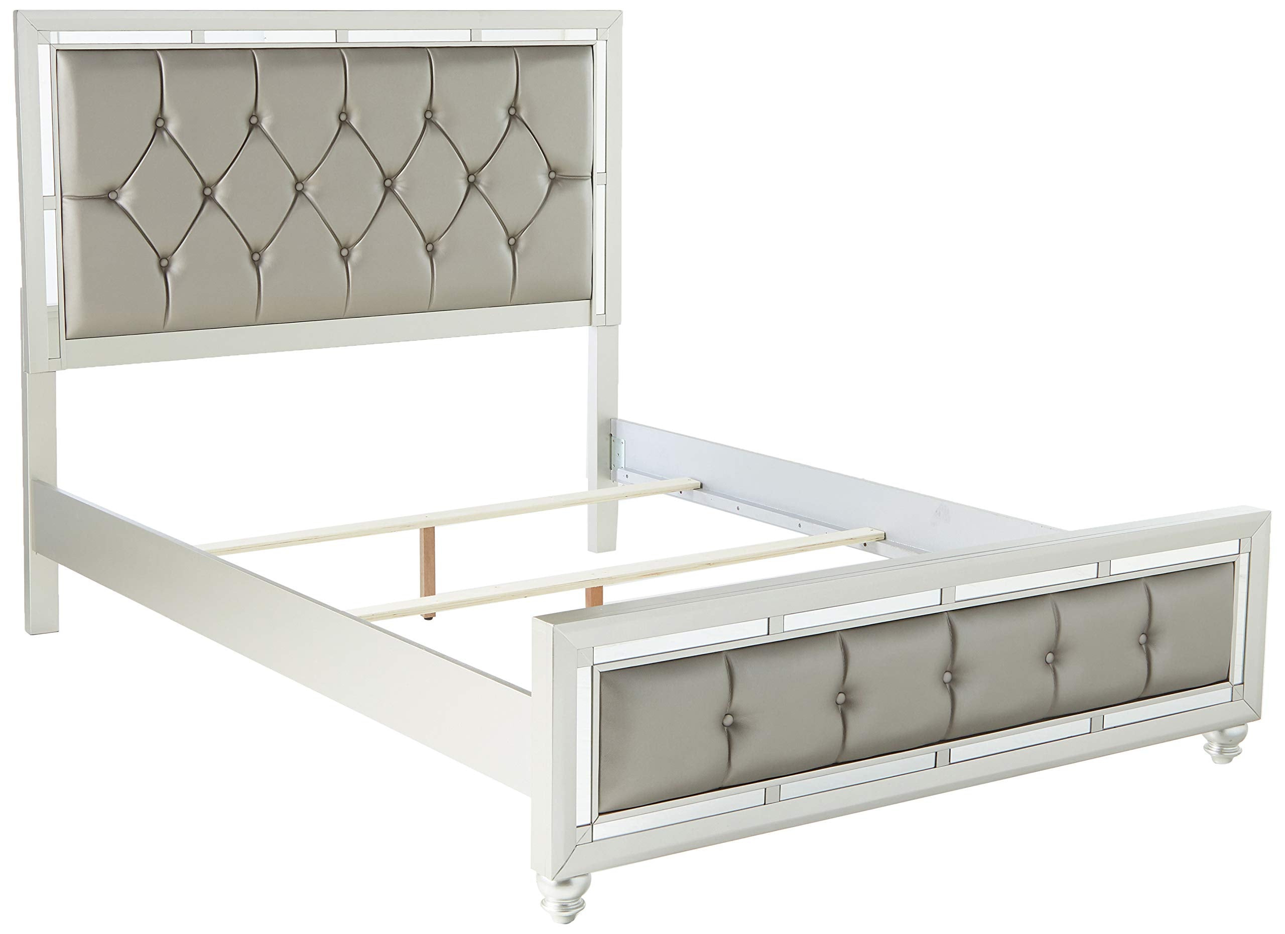 Global Furniture Usa Qb Riley Tufted, Queen Bed, Silver
