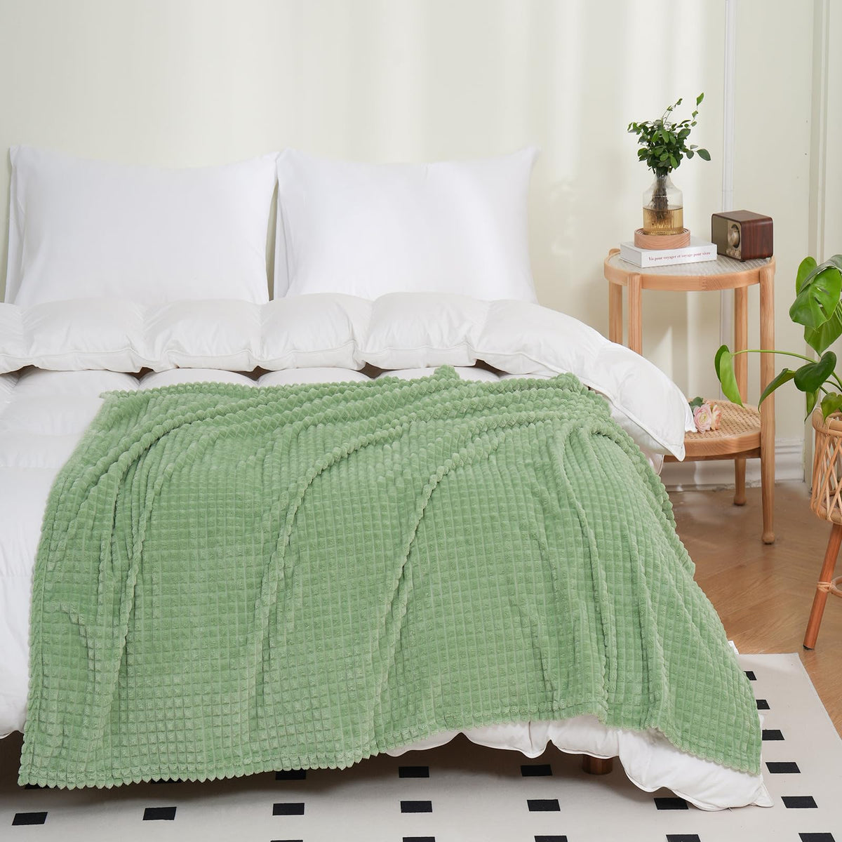 Puncuntex Flannel Fleece Throw Blanket Sage Green 90''  90'',Super Soft Plush Cozy Blanket With Square Grid Design Luxury For Co