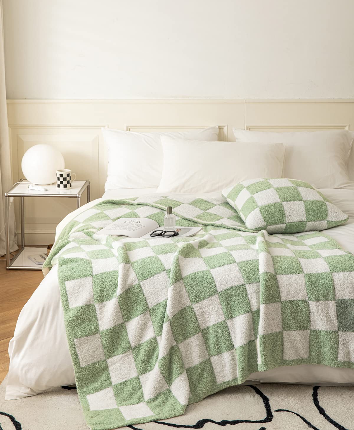Ultra-Soft Buffalo Checkerboard Grid Fluffy Microfiber Knitted Throw Blanket Super Cozy Lightweight Checkered Bed Blanket For So