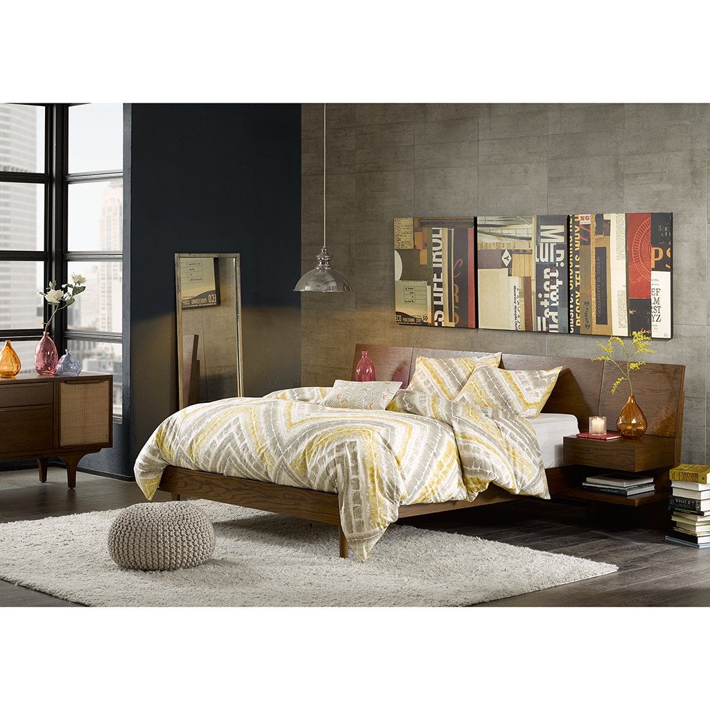 INK+IVY Clark Frame with Headboard and 2 Built-in Attached Nightstands with Hidden Drawers Platform beds with Wood Slat Support, King, Pecan