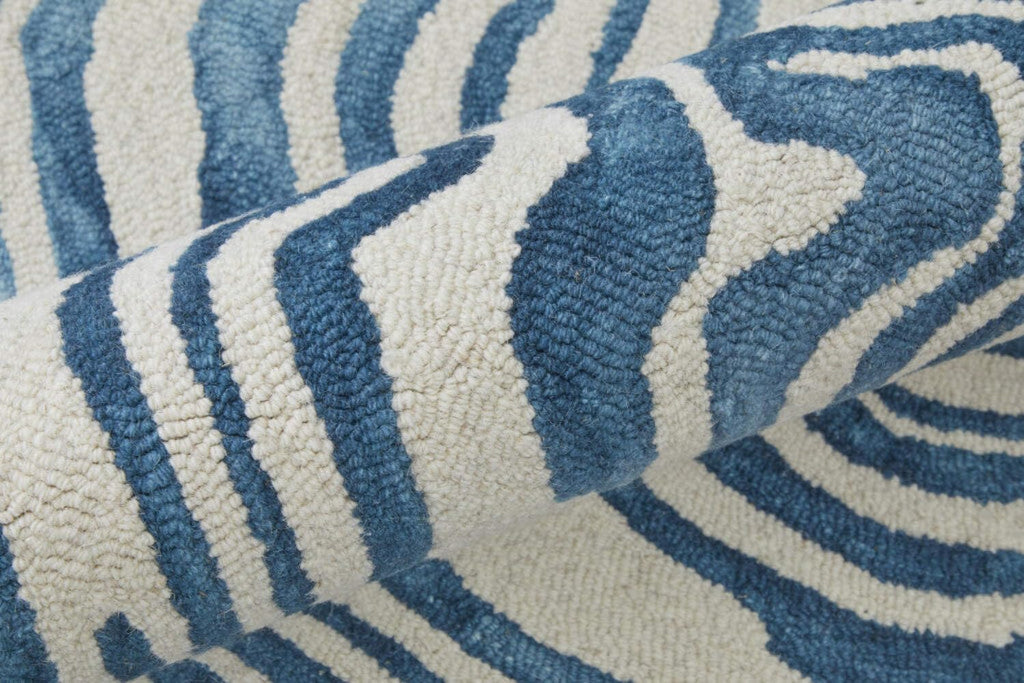 HomeRoots 511113 10 x 13 ft. Blue & Ivory Wool Geometric Hand Tufted Handmade Rectangle Area Rug