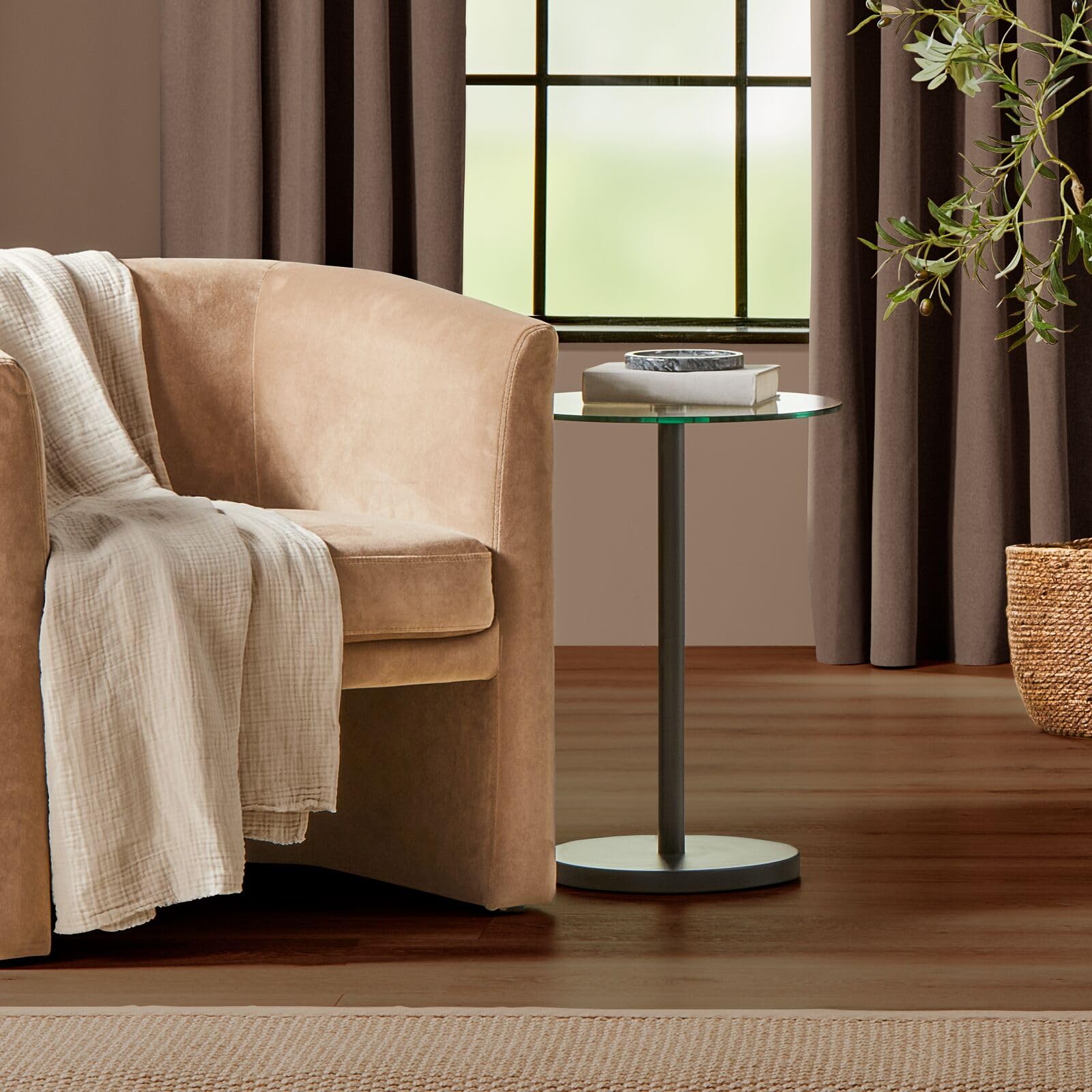 Mdesign Glass Top Side/End Drink Table - Tall Modern Round Accent Metal Nightstand Furniture For Living Room, Dorm, Home Office, And Bedroom - 16' Round - Clear/Matte Black