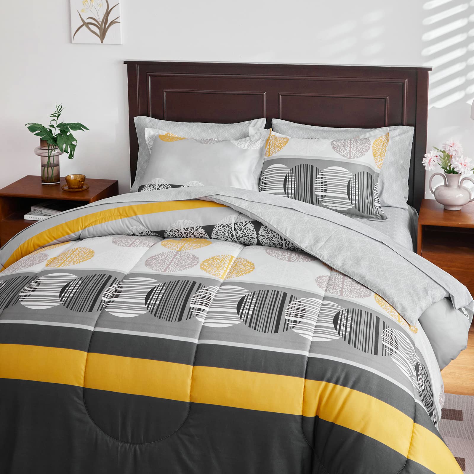 Stripes Bed In A Bag Queen Size 7 Pieces Black Gray Yellow Halloween Color Comforter Sheet Set With Circles Bed Comforter Set (1