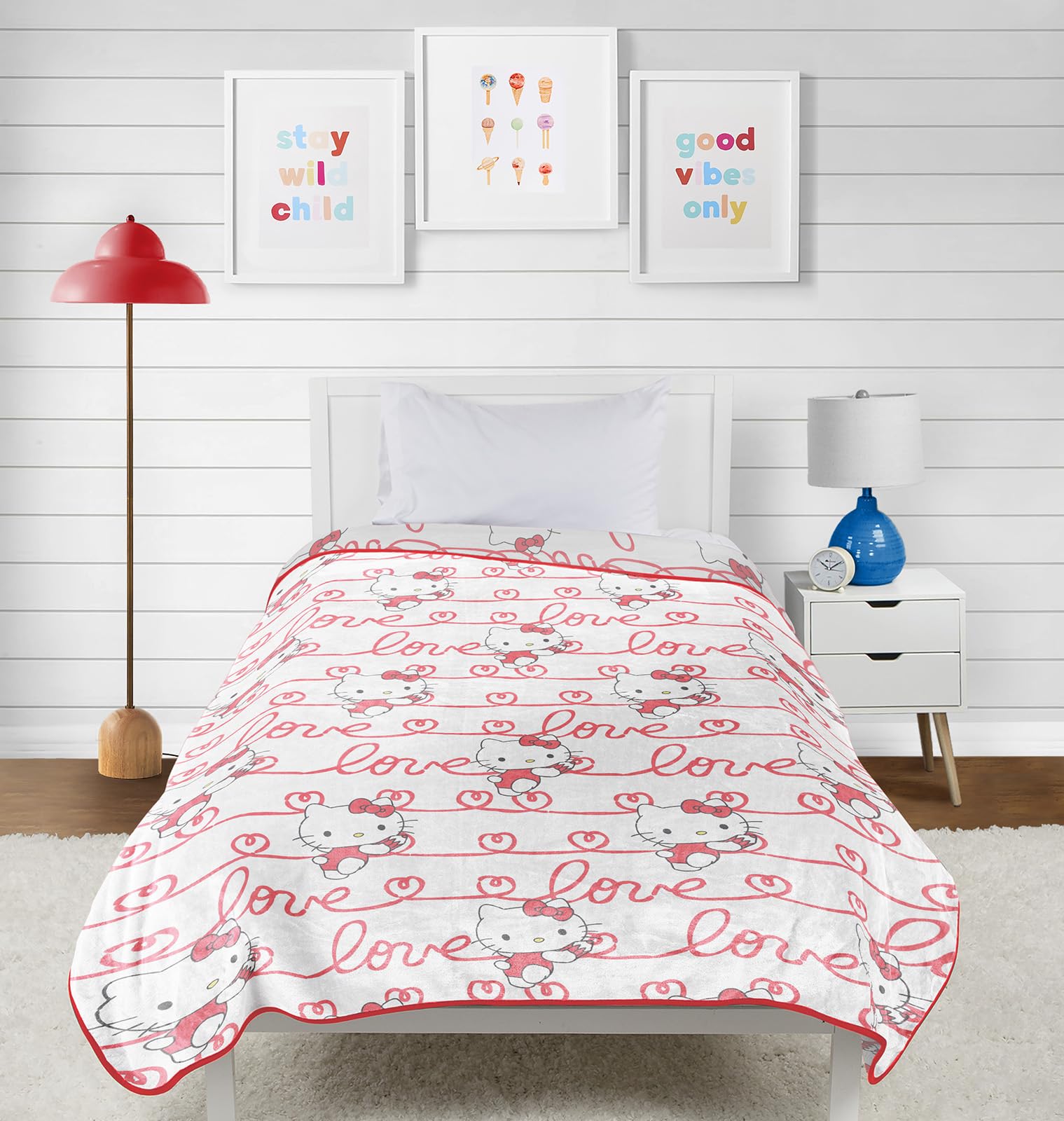 Hello Kitty Lovely Notes Plush Blanket - Measures 60 X 90 Inches, Kids Bedding - Super Soft Fleece Bedding