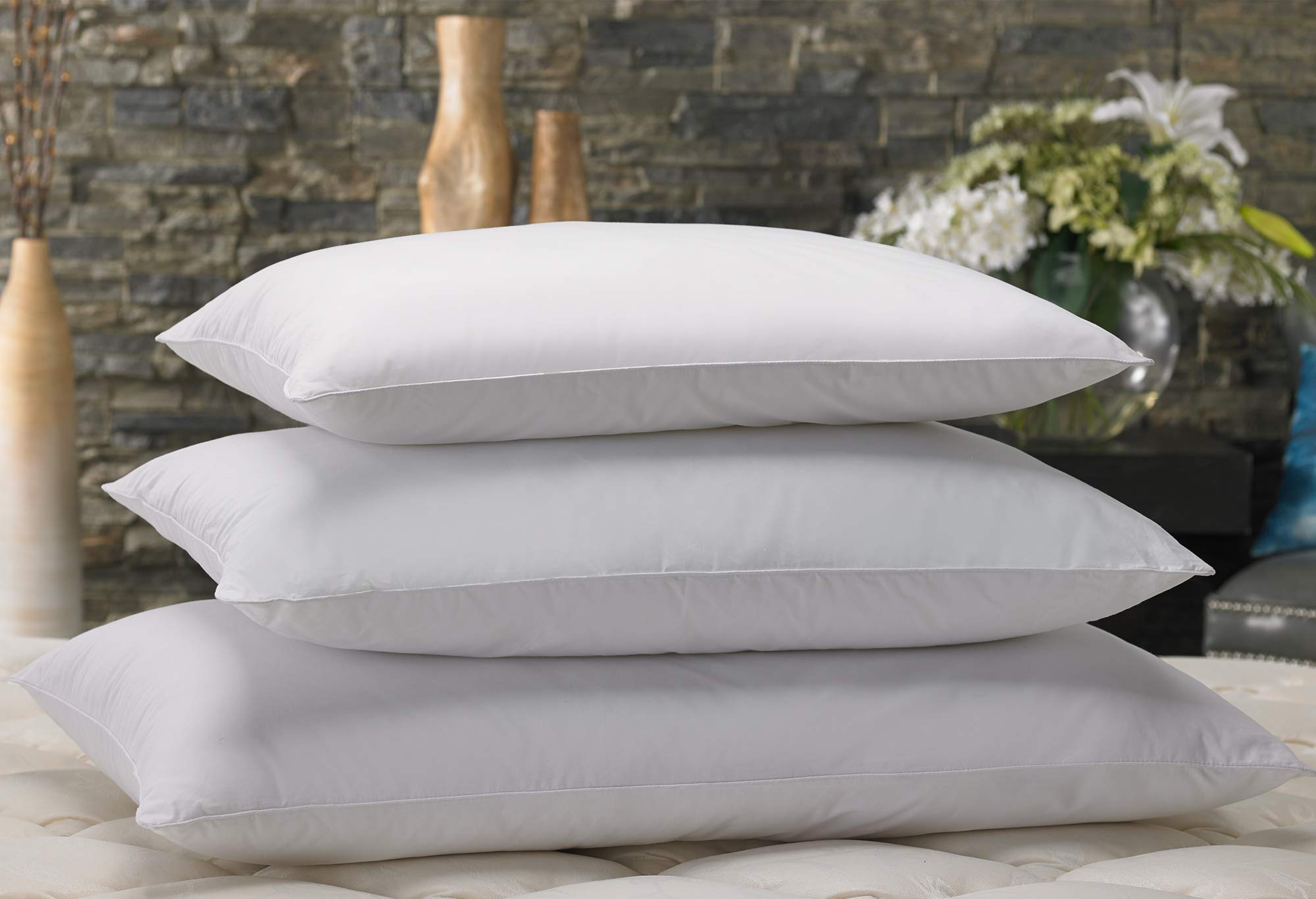 Marriott Down Alternative Eco Pillow - Hypoallergenic Eco-Friendly Pillow With 100% Recycled Fill - Set Of 2 - King (20' X 36'
