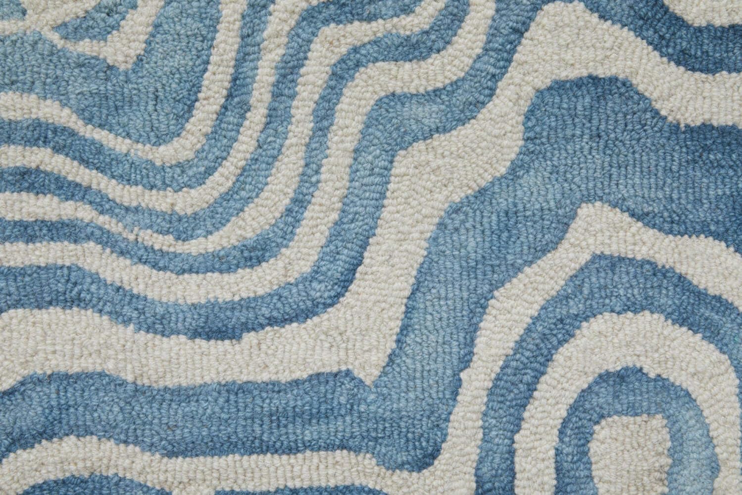 HomeRoots 511112 8 x 11 ft. Blue & Ivory Wool Geometric Hand Tufted Handmade Rectangle Area Rug