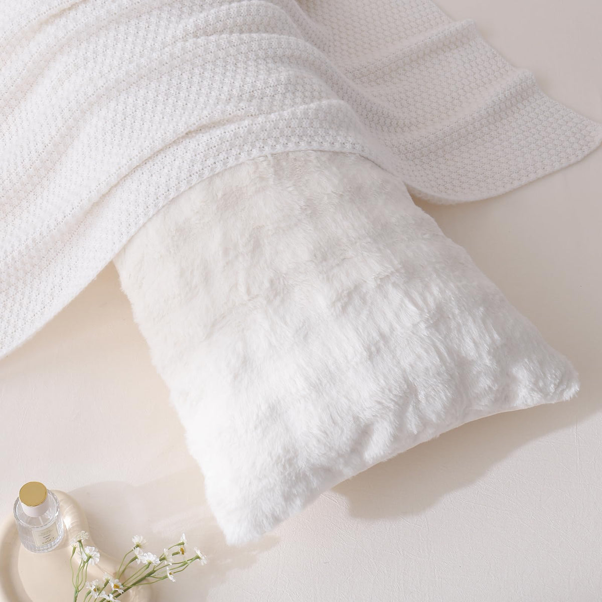 Chumerry Faux Fur Body Pillow Cover, Super Soft Fuzzy Plush Bedding Pillow Long Pillowcases 1 Pieces, Chic Striped Plaid Geometr