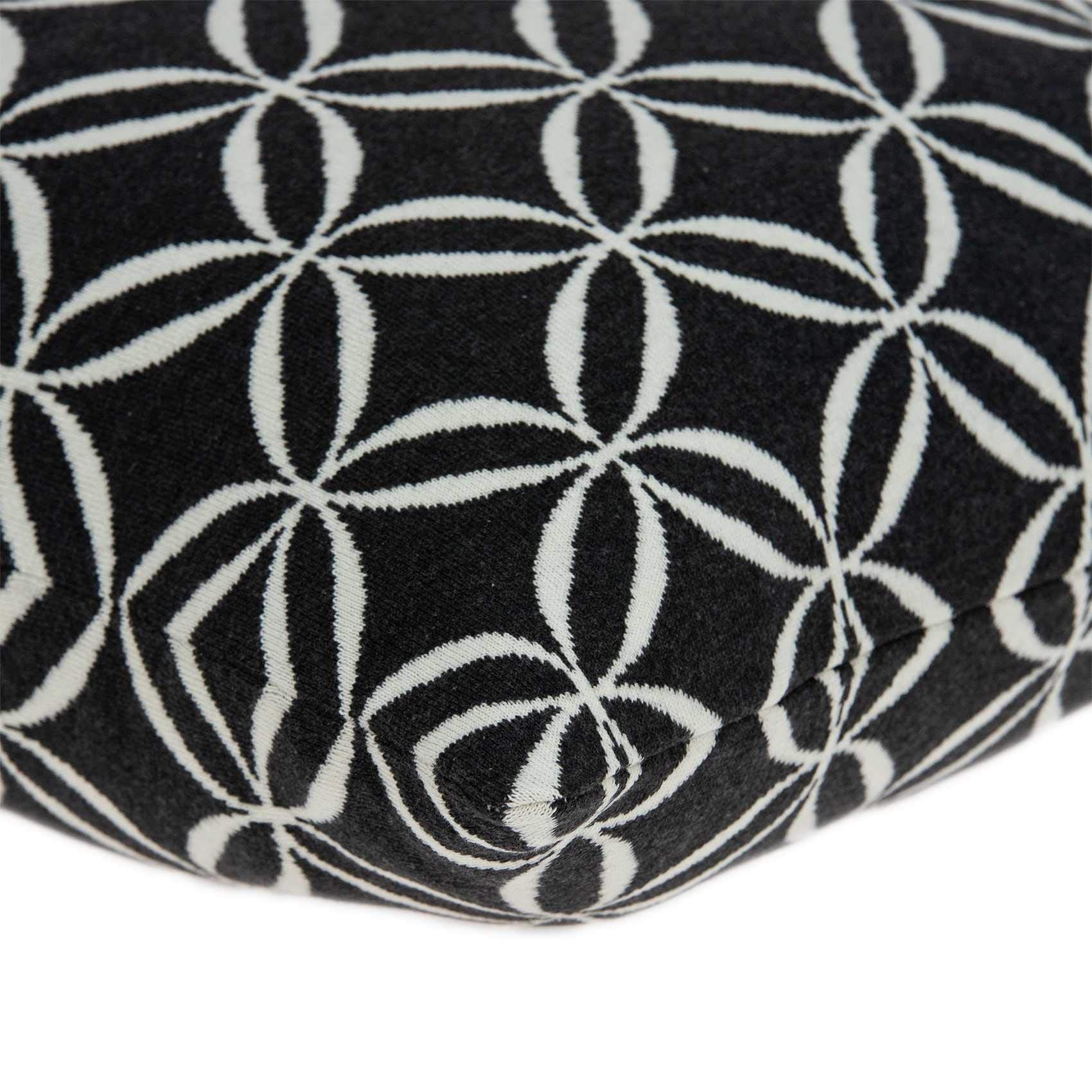 HomeRoots 100% Cotton Parkland Collection Aria Transitional Black Pillow Cover with Poly Insert