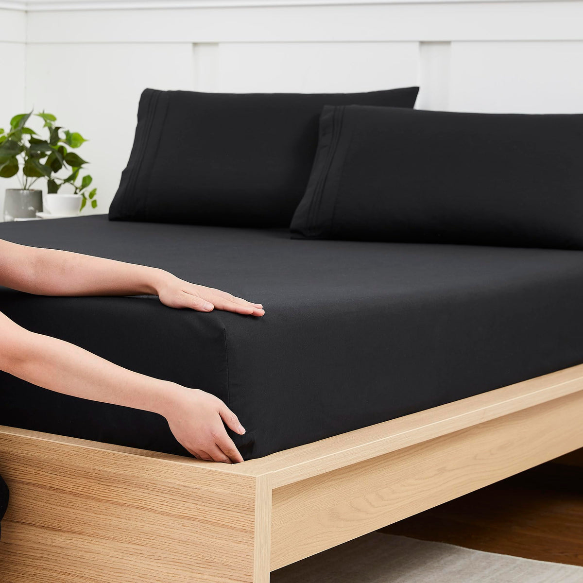 King Size Fitted Sheet Only with Full Elastic & Built in Corner Sheet Straps to Prevent Shifting - Soft & Breathable Brushed Mic