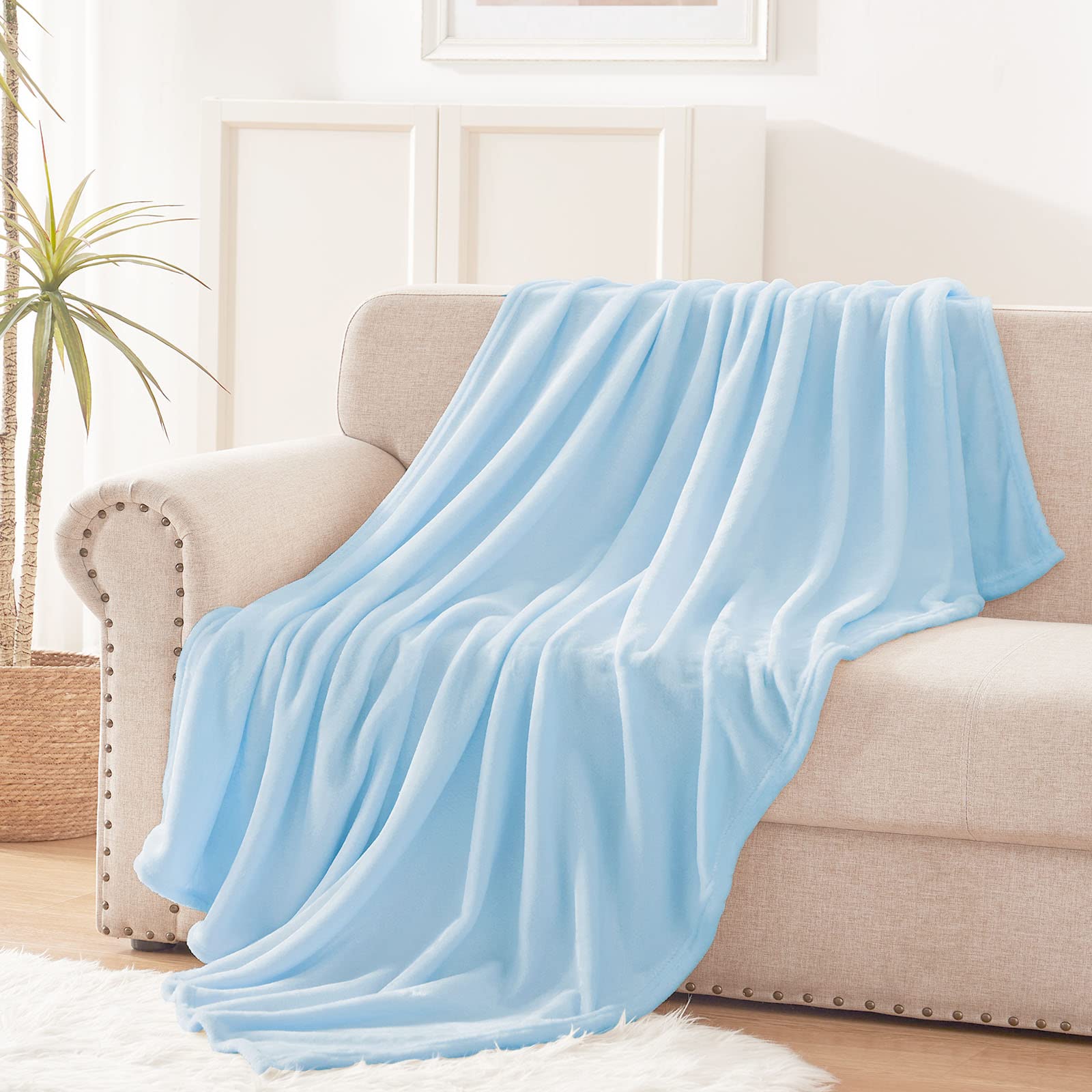 Exclusivo Mezcla Fleece Throw Blanket For Couch, Sofa, 300Gsm Super Soft And Warm Blankets, Ice Blue Throw All Season Use, Cozy,