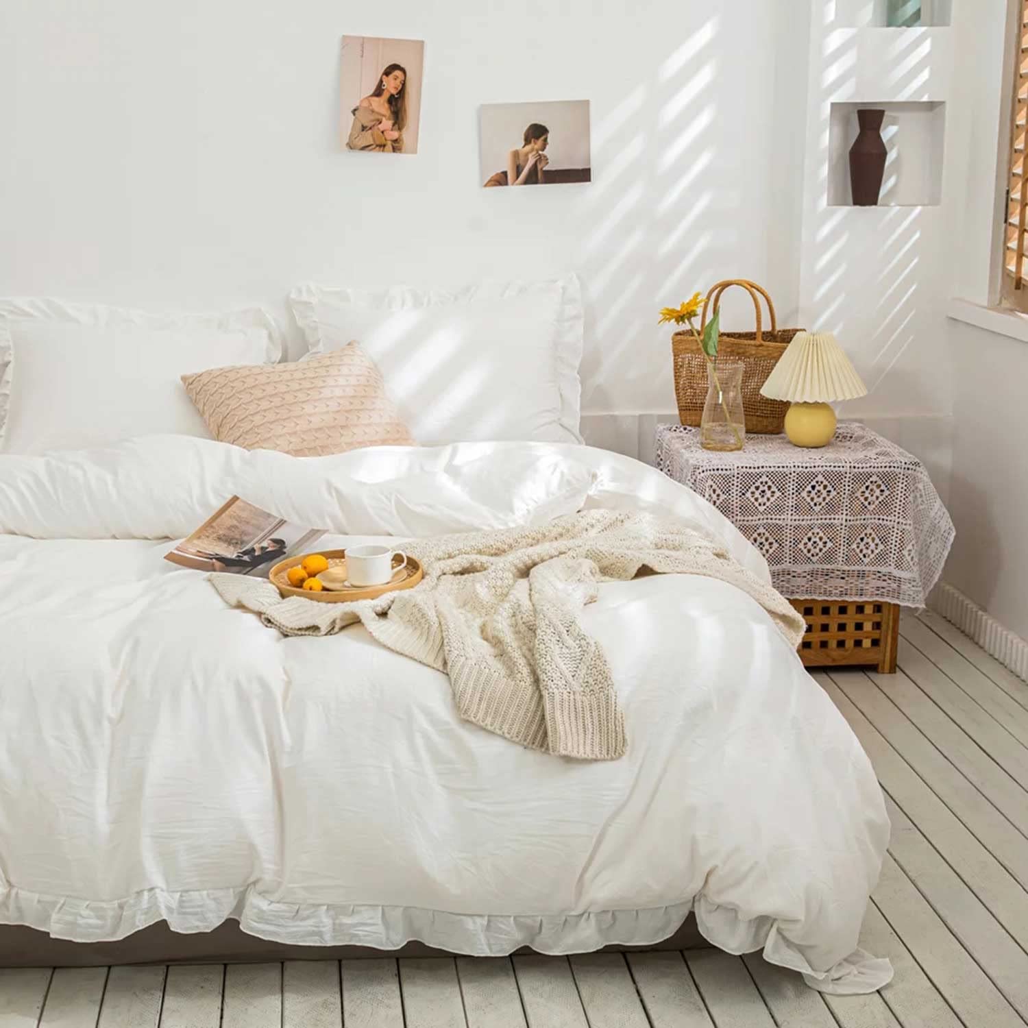 Faincy White Ruffle Queen Size Comforter Set, Ruffled Reversible Down Alternative Bed Sets - 90 X 90 3Pc Soft Microfiber Duvet F