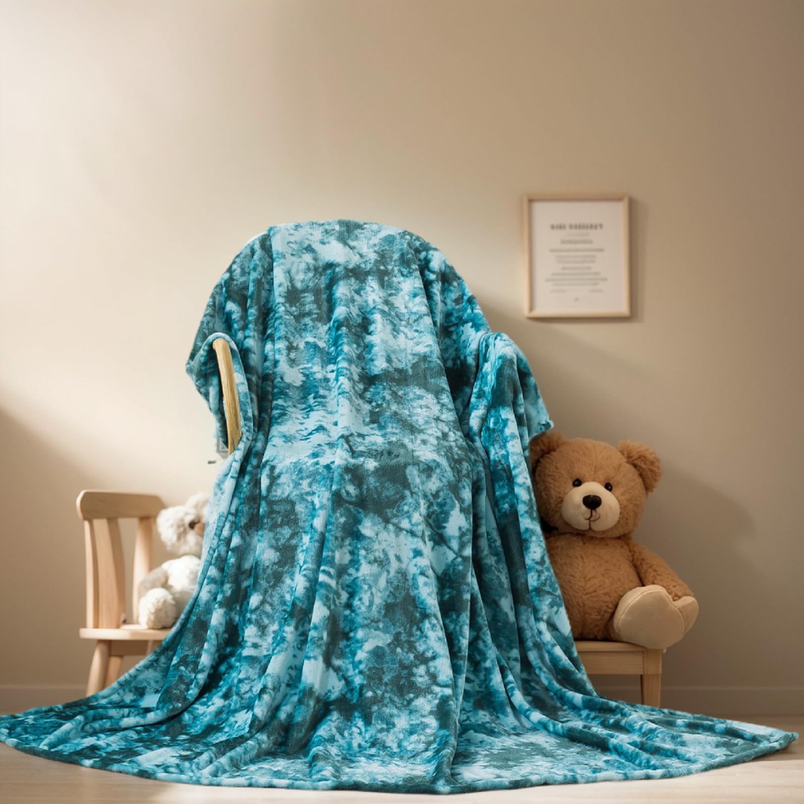 Richave Fuzzy Throw Blanket Travel Size - Teal, Premium Lightweight Anti-Static, Plush And Furry Faux Fur, Reversible Throw Blan