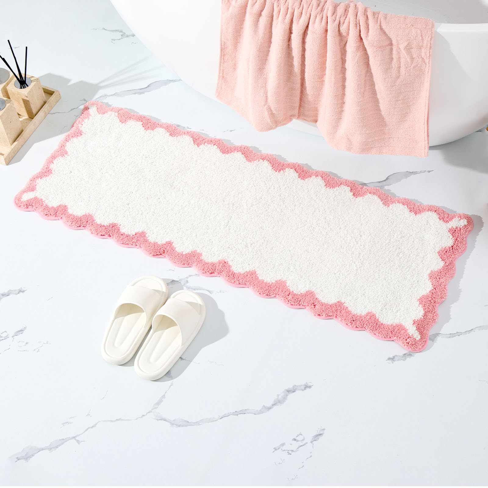 ORTIGIA Long Cute Scalloped Bathroom Rugs Runner, Fun White and Pink Plush Microfiber Scallop Bath Mats Non Slip Washable Quick 