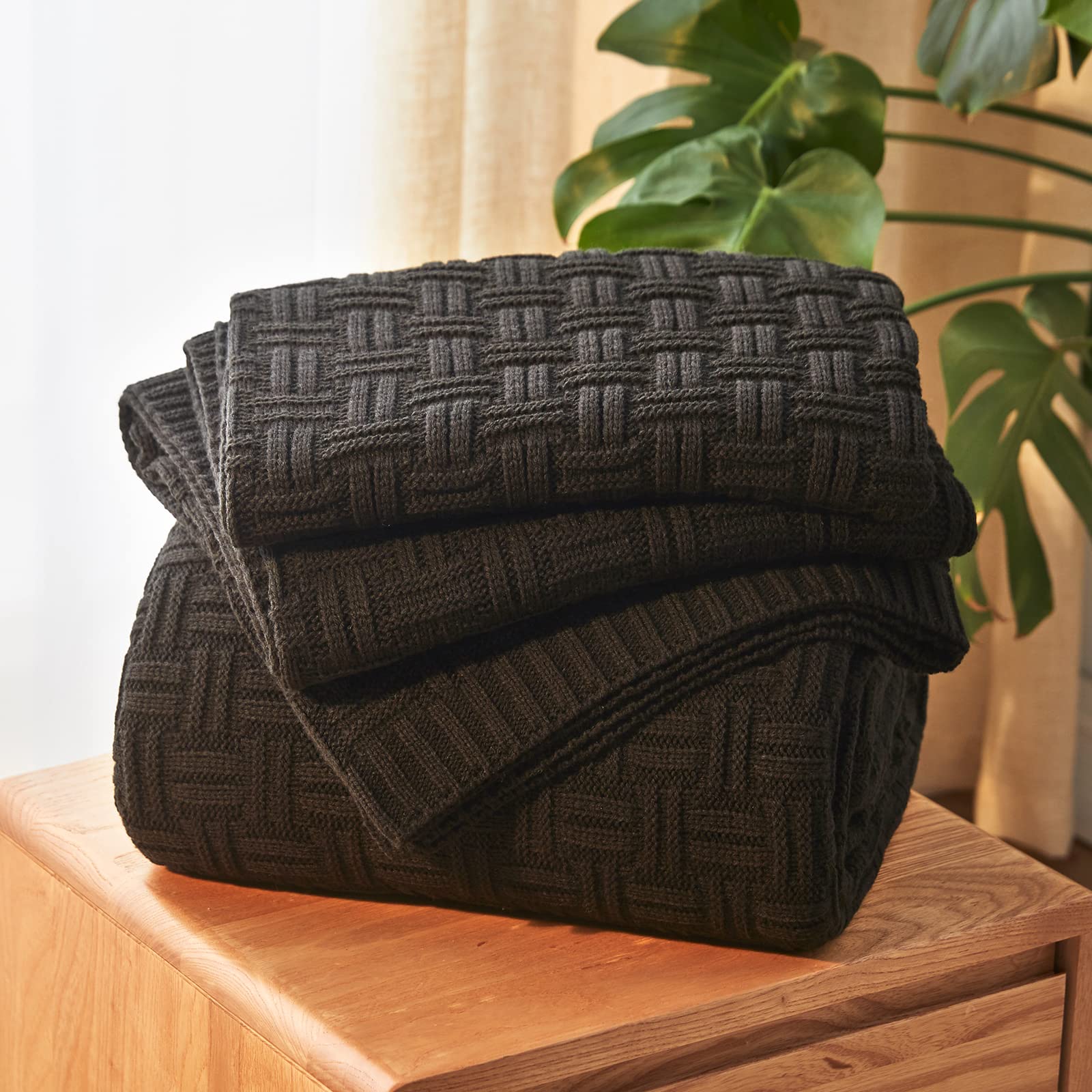 Aormenzy 60X80 Throw Blanket, Soft Cozy Acrylic Throw Blanket, Cable Knit Throw Blanket For Couch Sofa Bed, Black