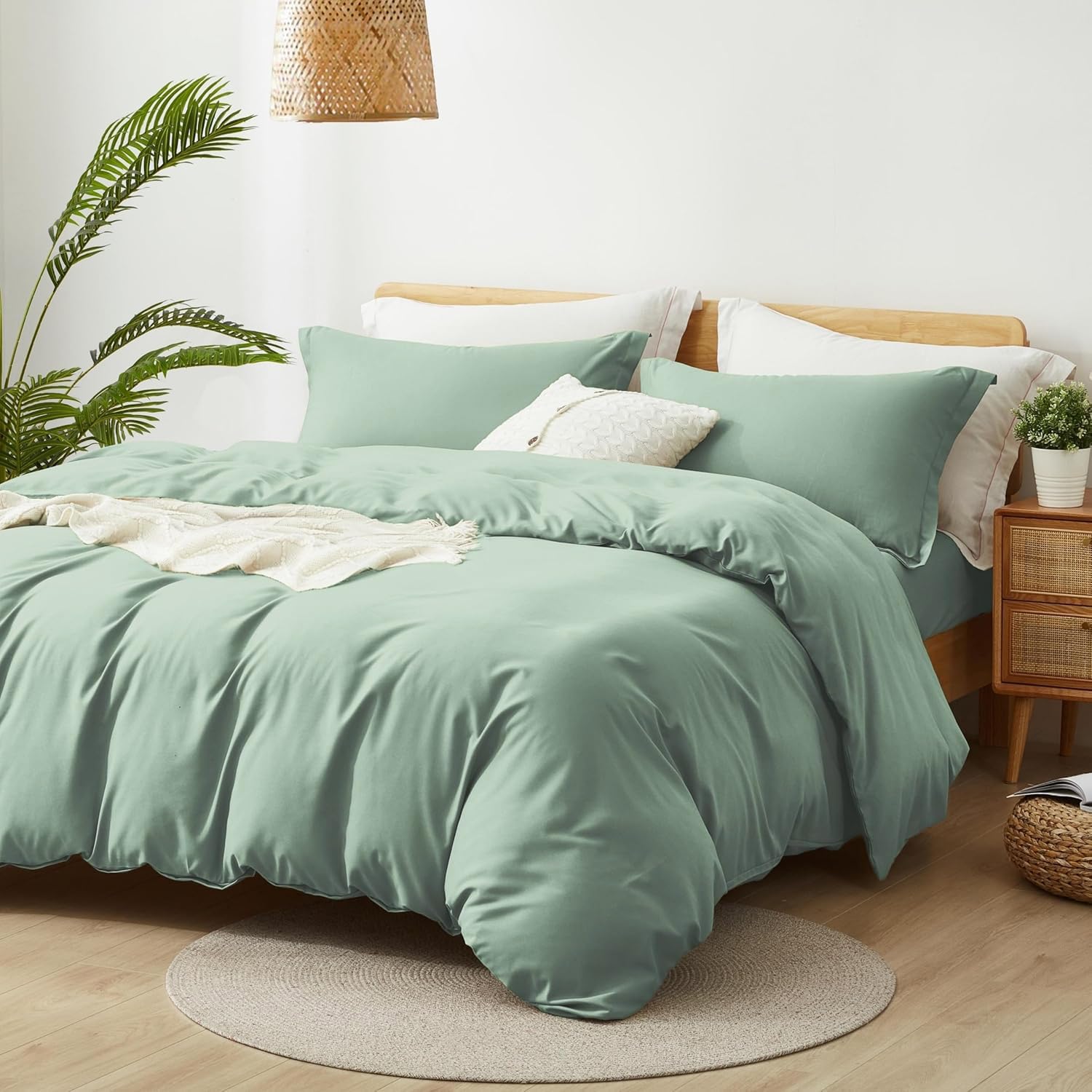 Alazuria Queen Size Duvet Cover - 3 Piece Bedding Set (1 Duvet Cover & 2 Pillow Shams) Soft Double Brushed Comforter Cover W/Zip