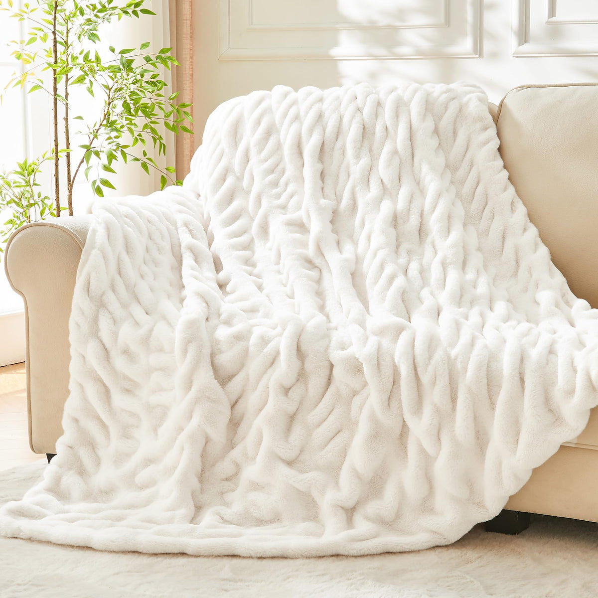 Bedelite Faux Fur Throw Blanket For Couch, Soft And Cozy Boho Ruched Fluffy Blanket, Warm Plush Fuzzy Faux Rabbit Fur Blanket Fo