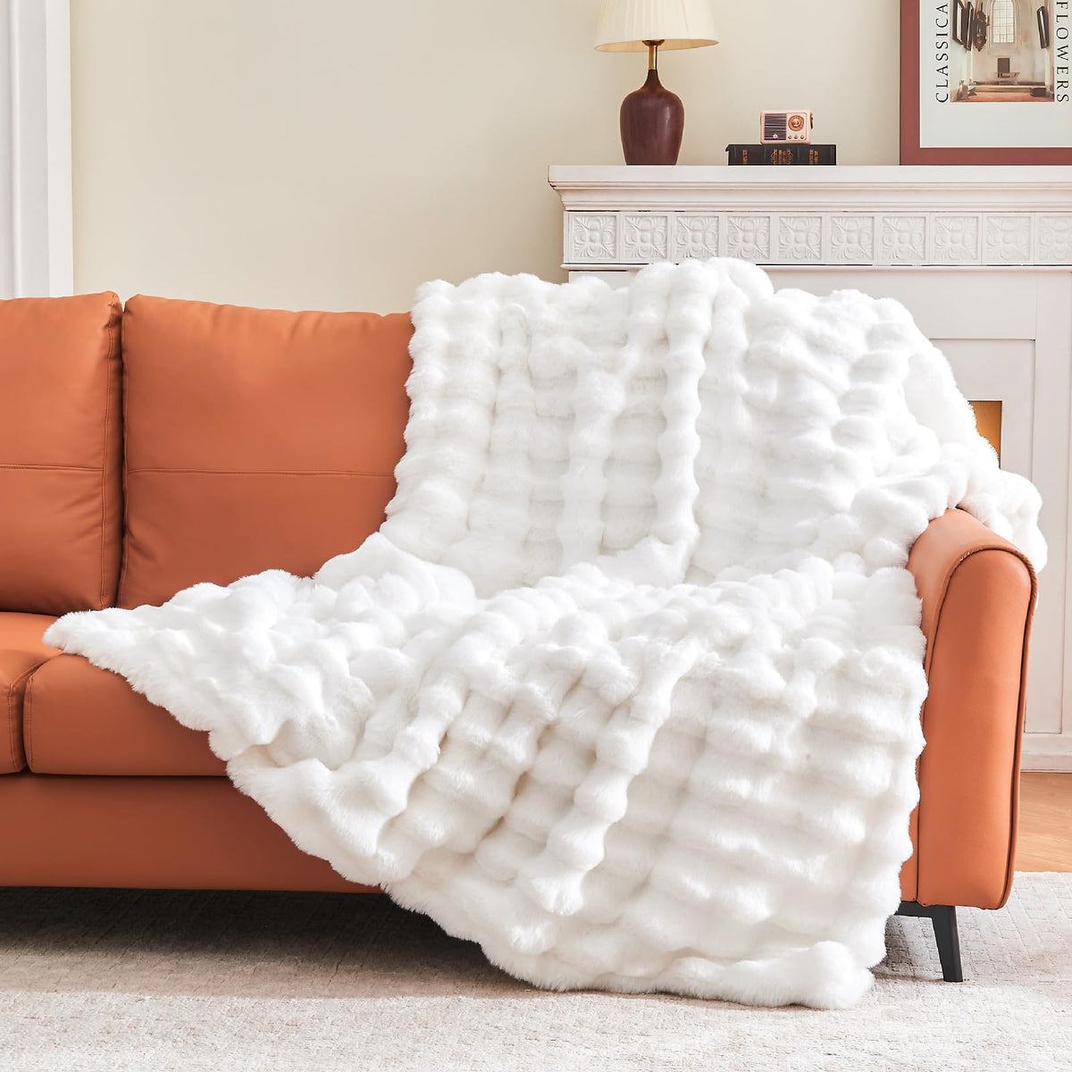 Bedelite White Bubble Blanket - Faux Fur Throw Blanket For Couch, Decorative And Giftable Fluffy Blanket, 870Gsm Soft & Warm Plu