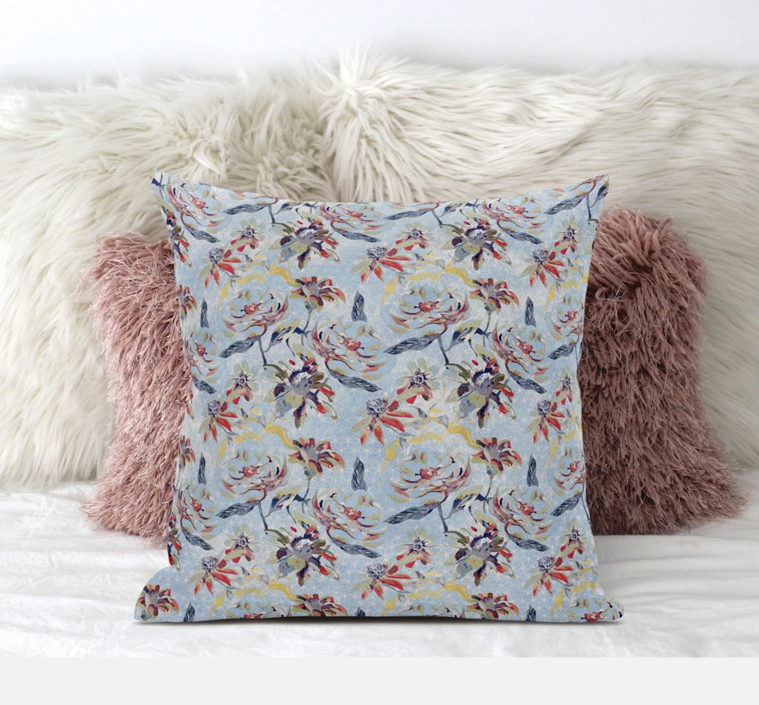 HomeRoots Gray Indigo Red 18' Sky Blue Red Roses Zippered Suede Throw Pillow