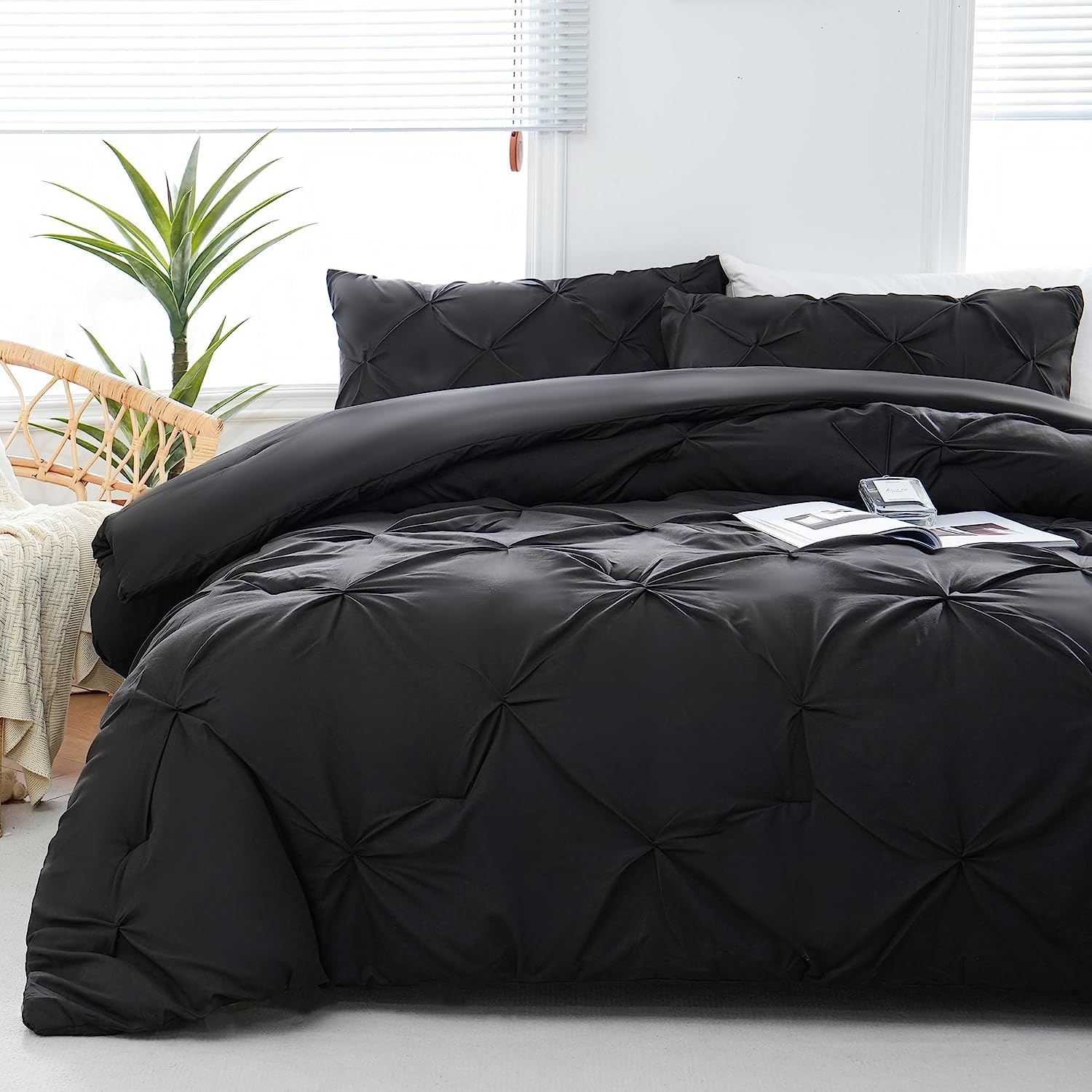 Downcool King Comforter Set - Black Comforter King Size, 3-Piece Pintuck Bedding Comforter Sets, 1 Pinch Pleated Comforter And 2