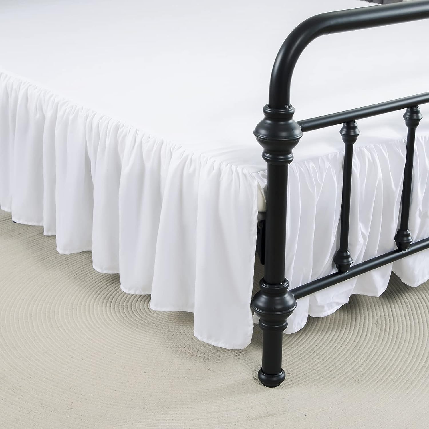 Xuan Dian Bed Skirt Queen Size Ruffled Bed Skirt With Split Corners, 22 Inch Drop Dust Ruffle Bed Skirt With Platform, White, Qu