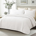 Whale Flotilla Ultra Soft Queen Quilt Bedding Set, Lightweight Fall White Quilts Bedspreads Full Size, Ultrasonic Geometric Cove