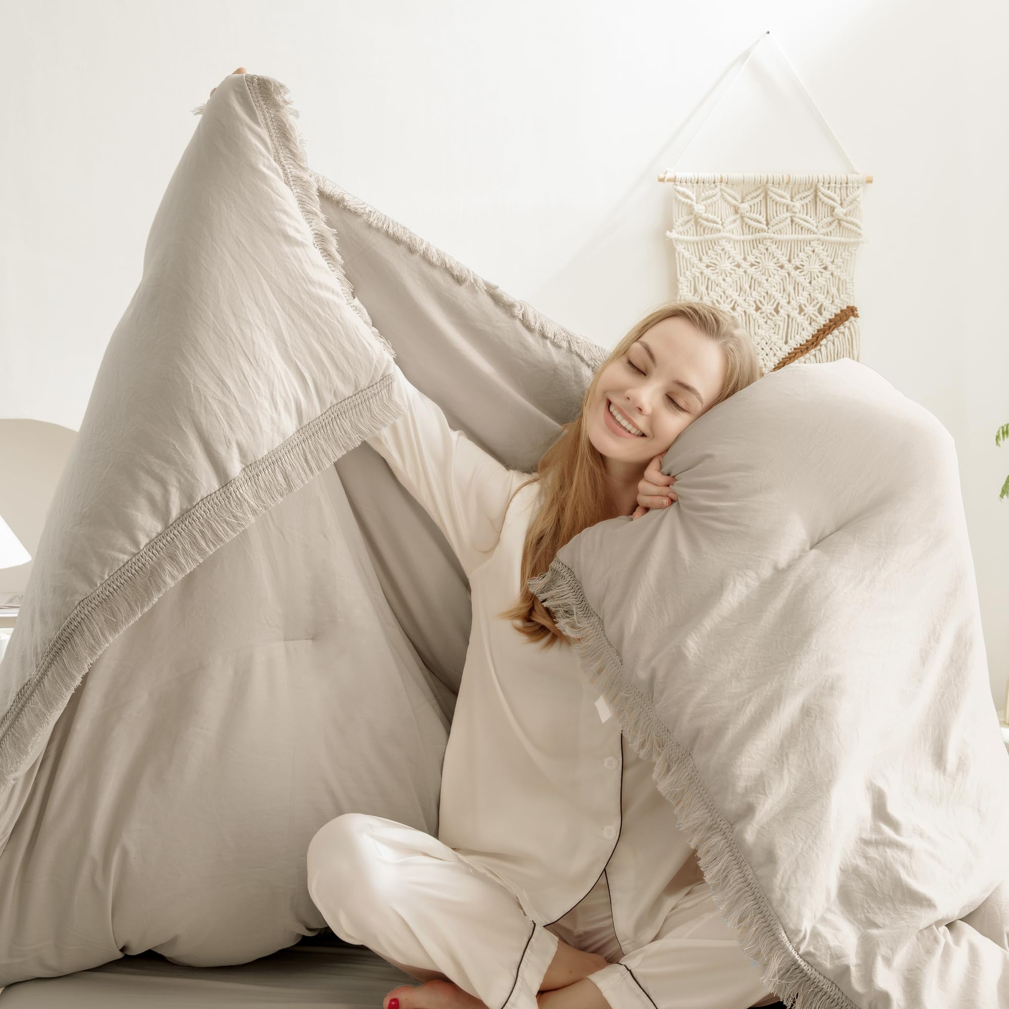 Andency Oatmeal Comforter Set Queen, 3 Pieces Boho Tassel Lightweight Bedding Comforter Sets, All Season Soft Fluffy Fringe Bed Set (90X90In Comforter & 2 Pillowcases)
