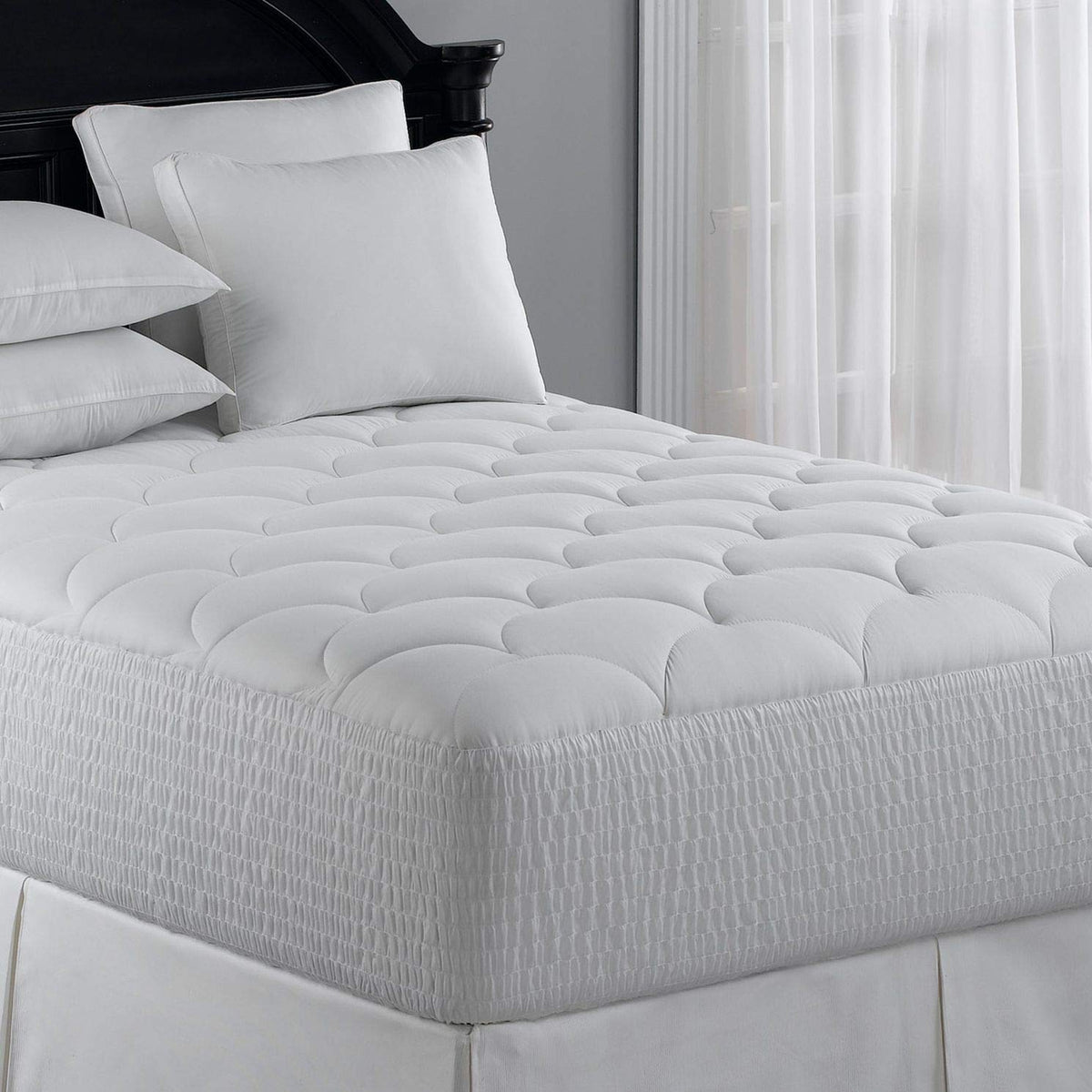 Marriott Mattress Topper - Plush, Quilted Mattress Pad With Hypoallergenic Fill - Fits Mattresses Up To 15' - King