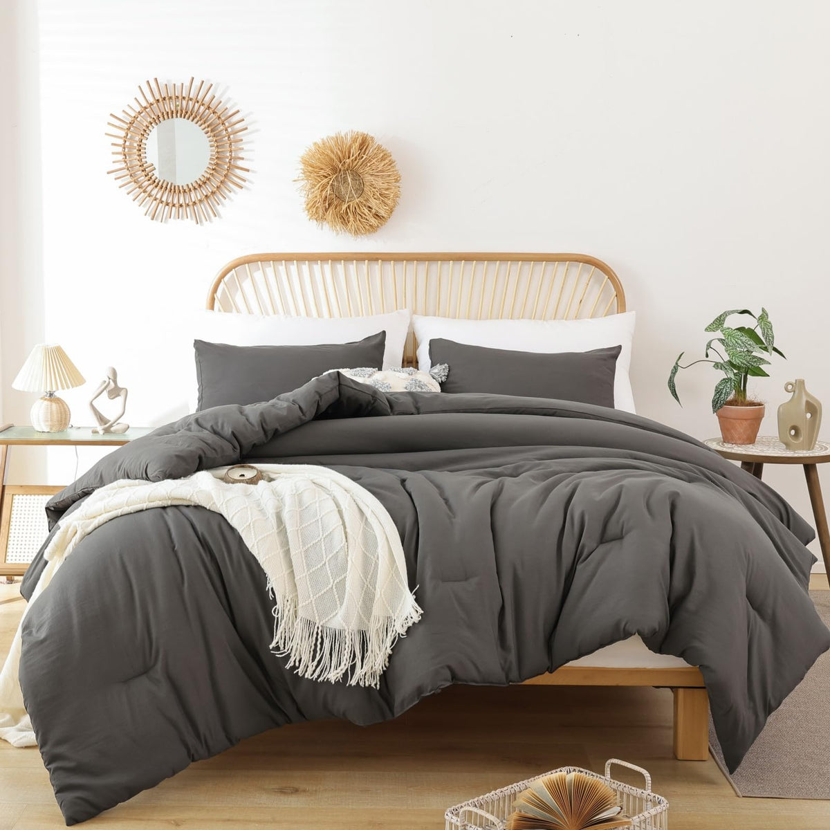 Rosgonia Queen Comforter Set Charcoal Grey, 3Pcs (1 Dark Gray Comforter & 2 Pillowcases) All Season Soft Bedding Lightweight Bed