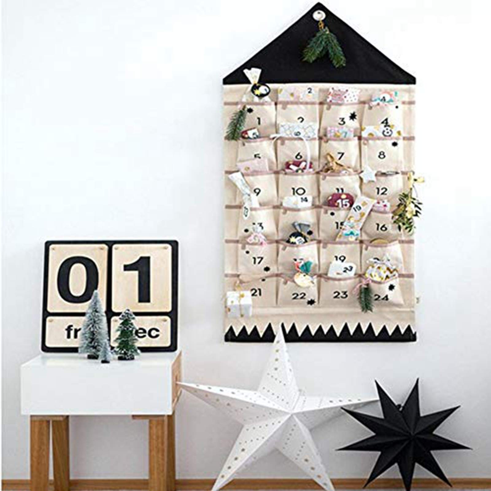 Christmas Advent Calendar with 24 Pockets Wall Hanging Bag for Home Xmas Countdown Decoration (Black)