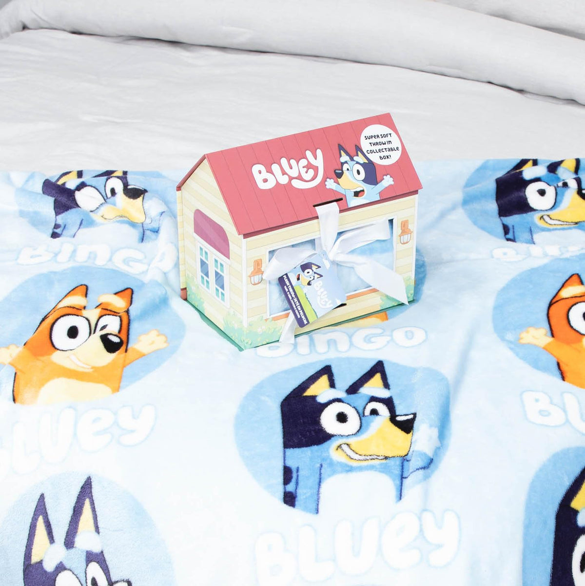 Jay Franco Bluey & Bingo Throw Blanket With Playhouse Gift Box - Plush Throw Measures 46 X 60 Inches - Kids Super Soft Special E