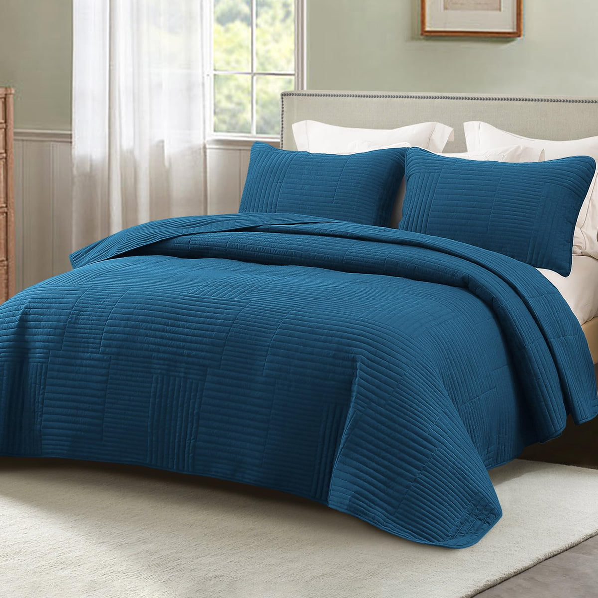 Whale Flotilla Ultra Soft King Quilt Bedding Set, Lightweight Fall Blue Quilts Bedspreads Oversized, Ultrasonic Geometric Coverl