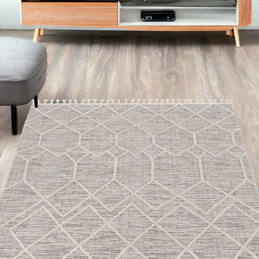 HomeRoots 5'X8' Ivory Grey Machine Woven Abstract with Fringe Indoor Area Rug