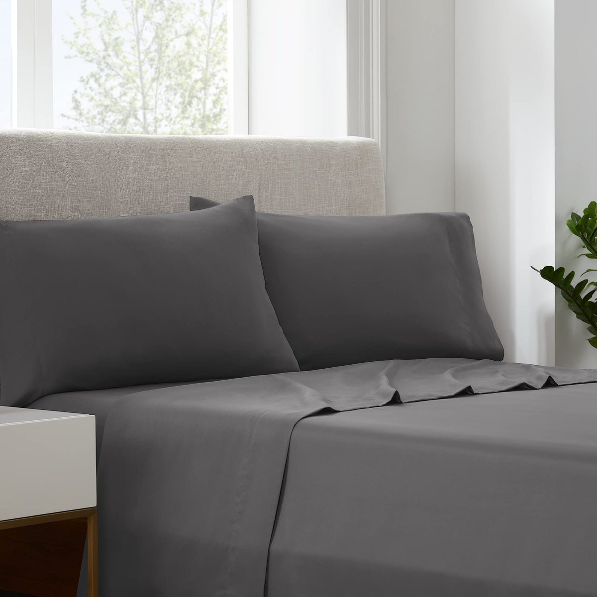 Serta Simply Clean Super Soft Hypoallergenic Stain Resistant Deep Pocket 4 Pieces Solid Bed Sheet Set, King, Grey