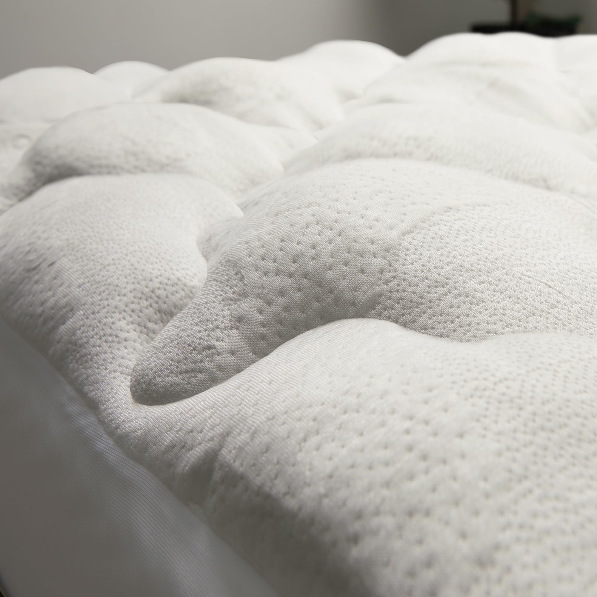 Cheer Collection Rayon From Bamboo Queen Size Mattress Topper - Pillow Top Mattress Topper Queen, Plush Mattress Topper Queen -