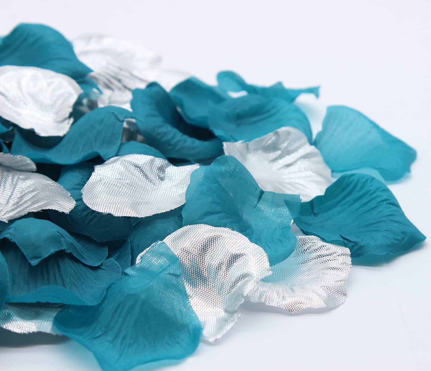 900Pcs Teal Silver White Silk Rose Petals Turquoise Aqua Artificial Flower Petals For Wedding Party Table Confetti Aisle Runner
